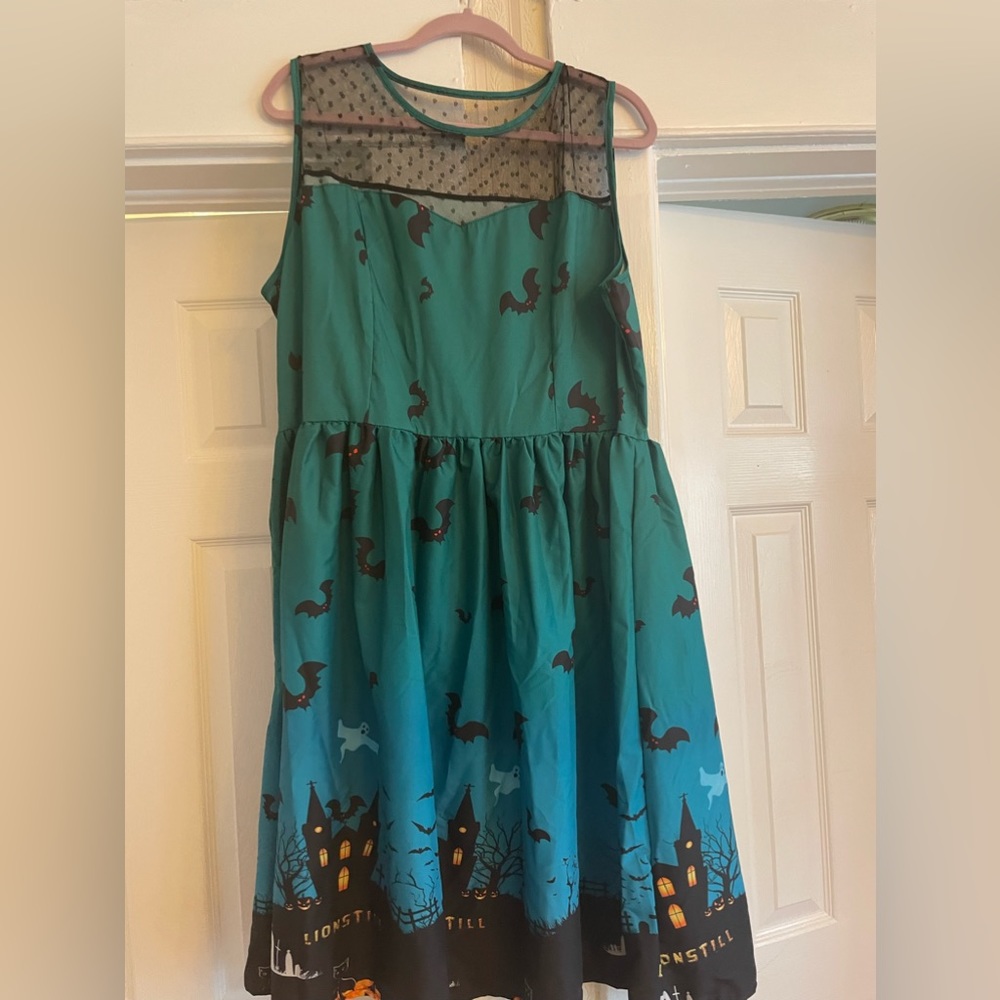 Hollowen dress